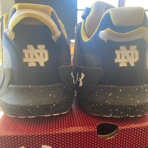 Under Armour Hover Apex - Team Edition - Notre Dame